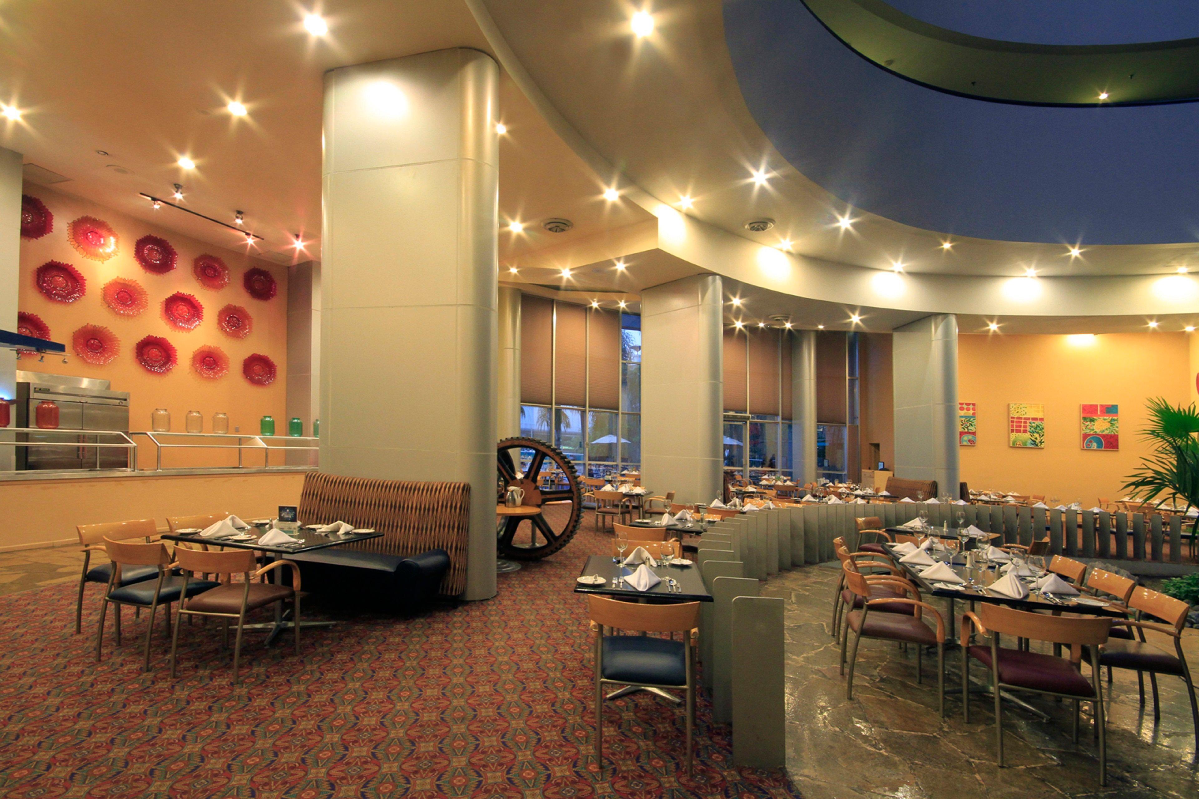 Holiday Inn Monterrey-Parque Fundidora By Ihg Luaran gambar The restaurant