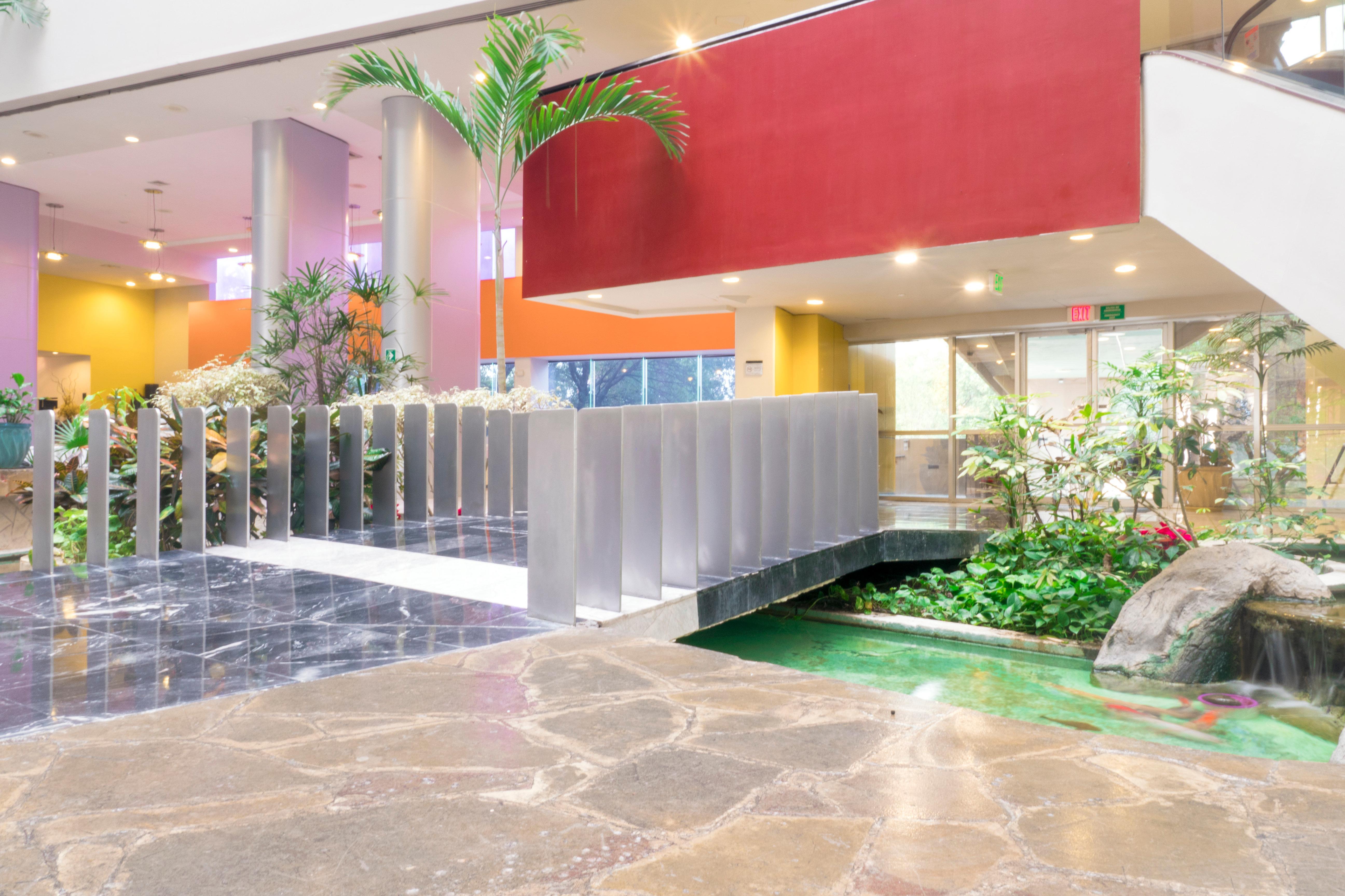 Holiday Inn Monterrey-Parque Fundidora By Ihg Luaran gambar Lobby