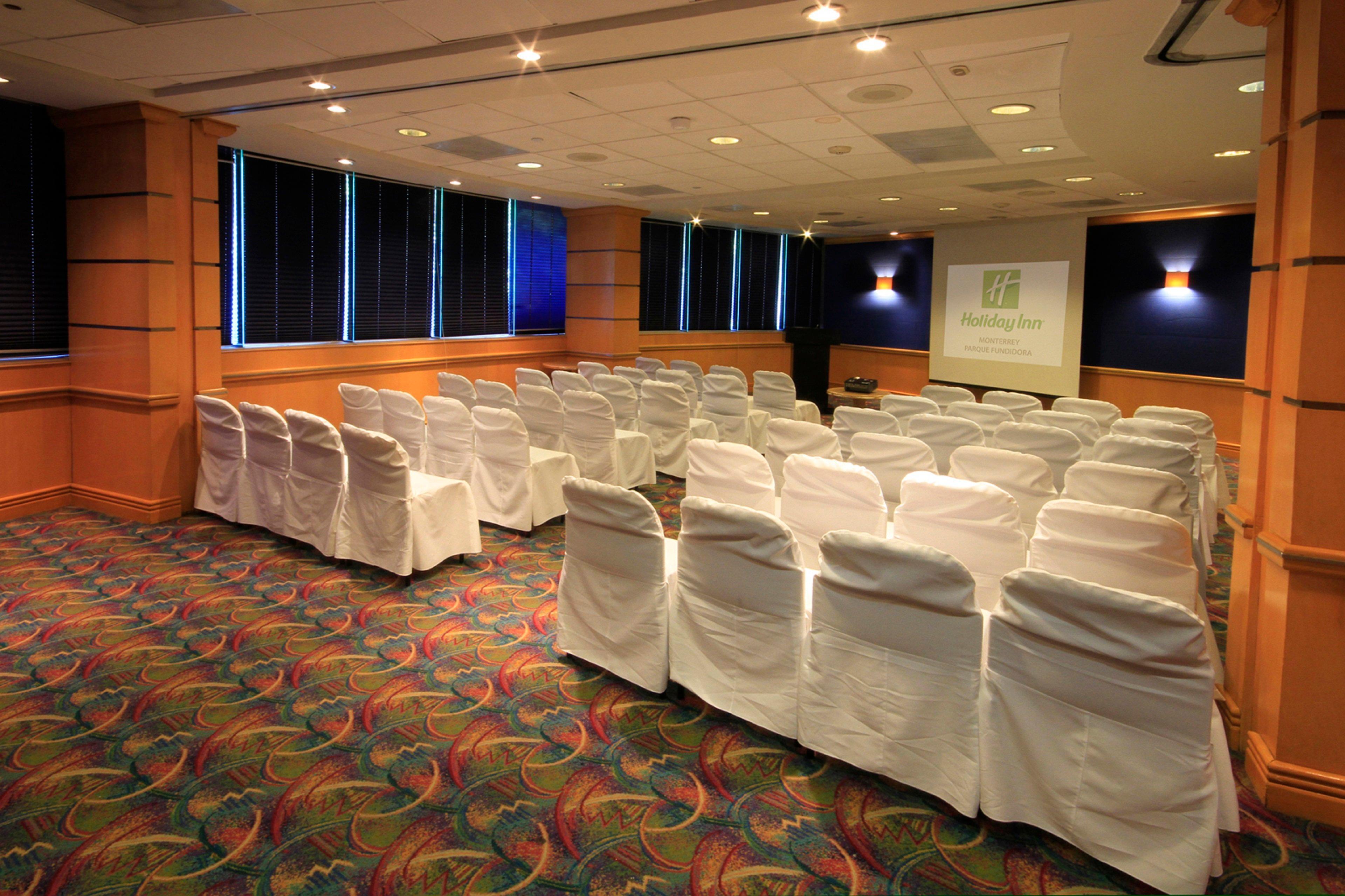 Holiday Inn Monterrey-Parque Fundidora By Ihg Luaran gambar A typical meeting room