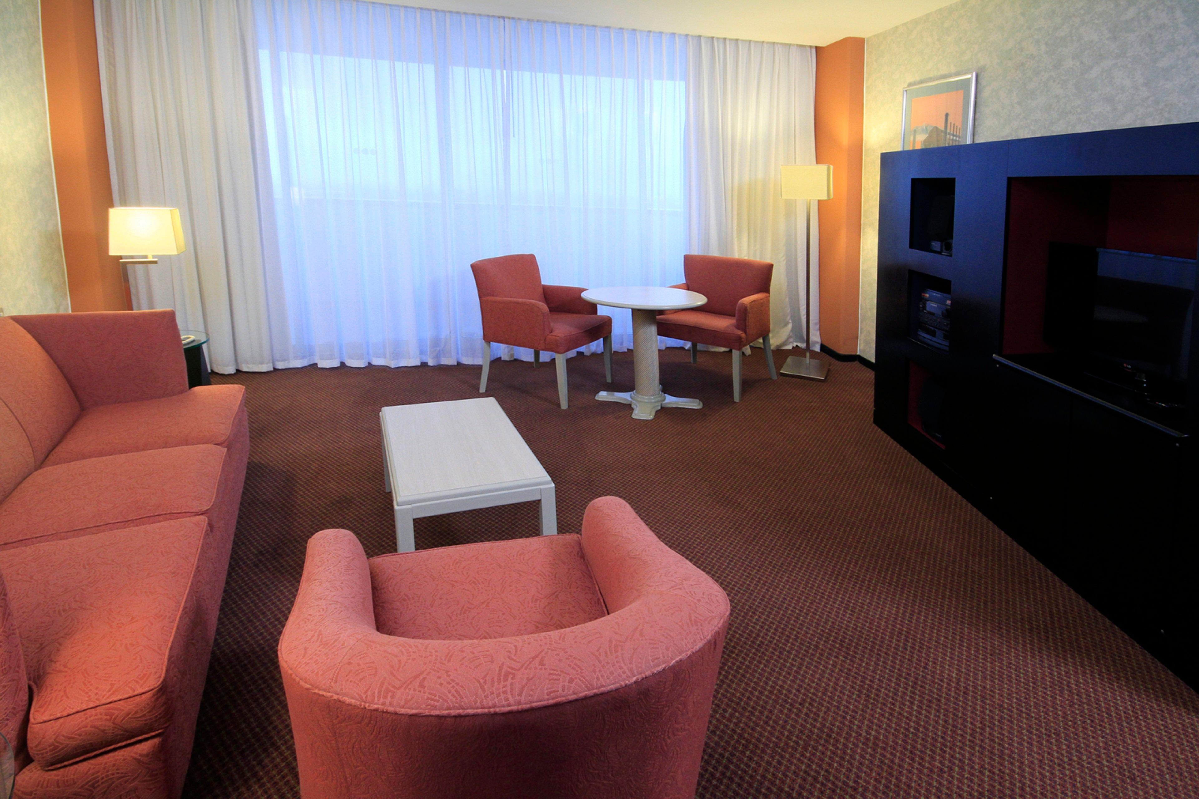 Holiday Inn Monterrey-Parque Fundidora By Ihg Luaran gambar Suite