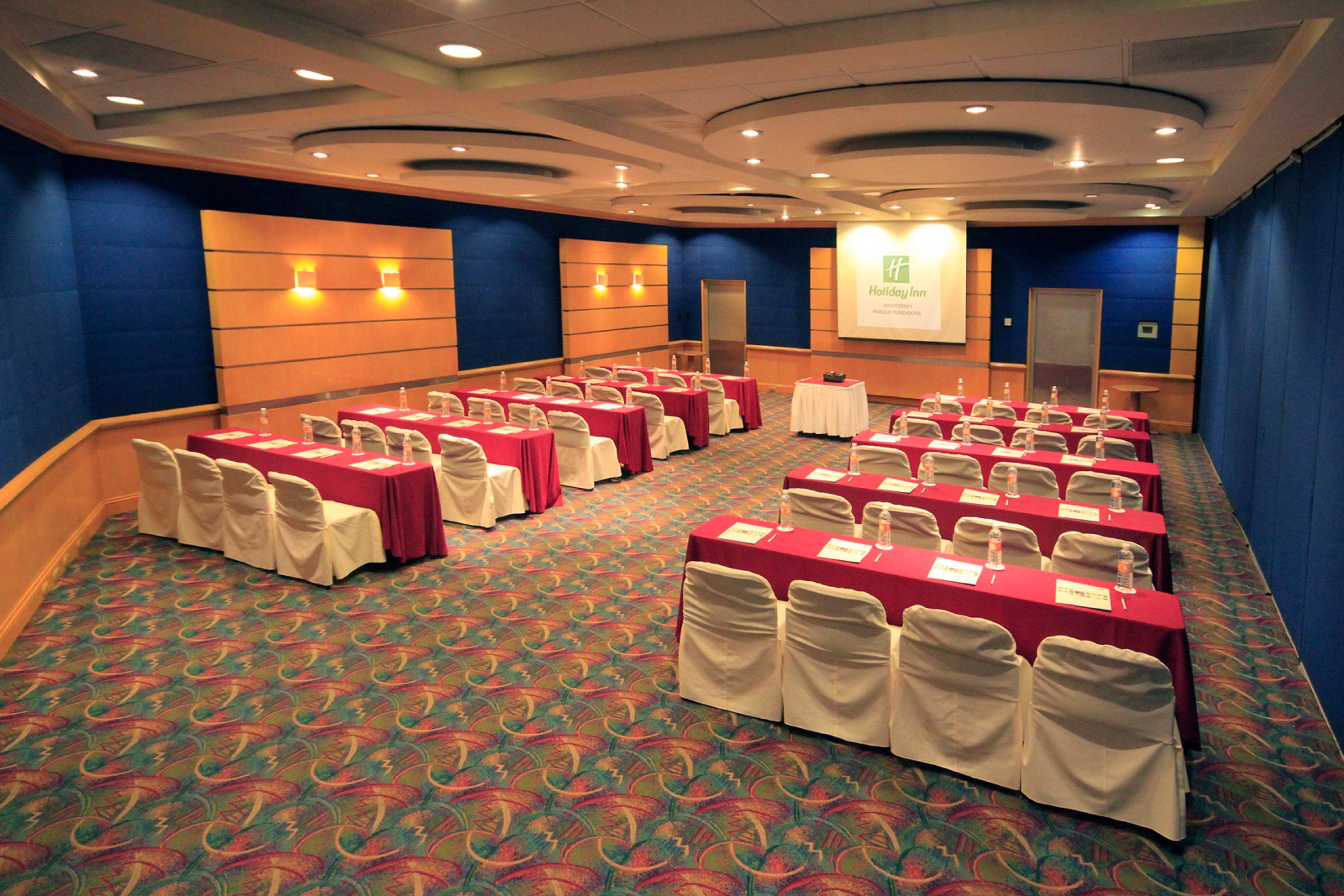 Holiday Inn Monterrey-Parque Fundidora By Ihg Luaran gambar A typical meeting room